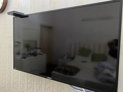 Orient 40 inch LED TV with full hd with original remote