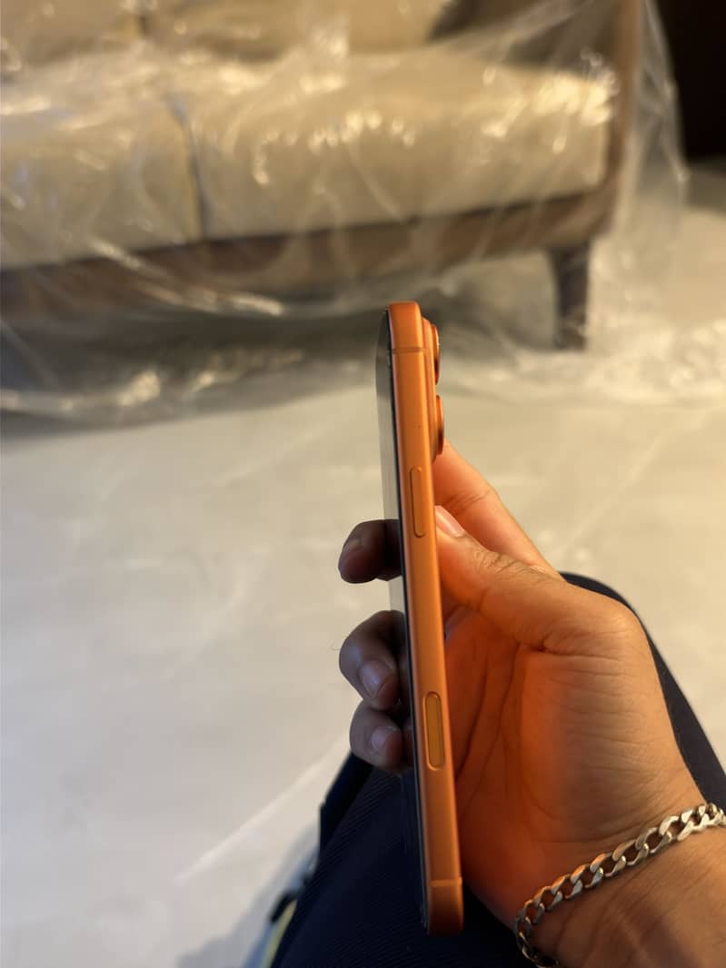 Apple iPhone 17 Pro Max 0
