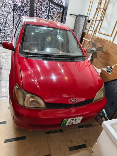 Toyota Platz 2011