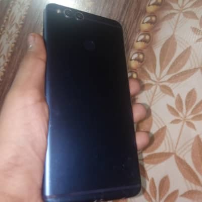Honor 7X