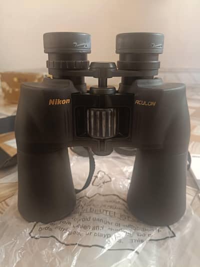original Nikon 12×50 Aculon A211 Binoculars,0304-0202596