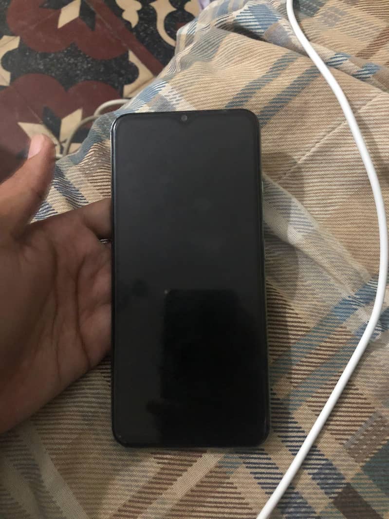 Realme C11 4