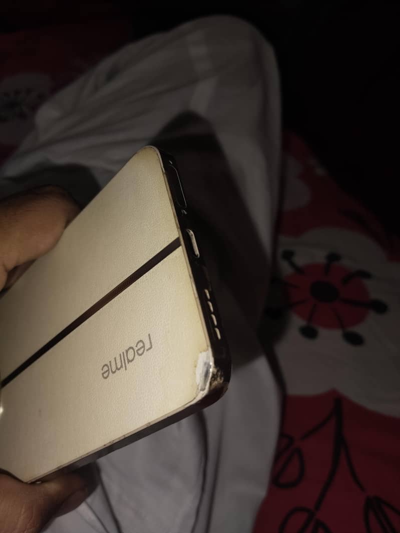 Realme 12 Plus 1