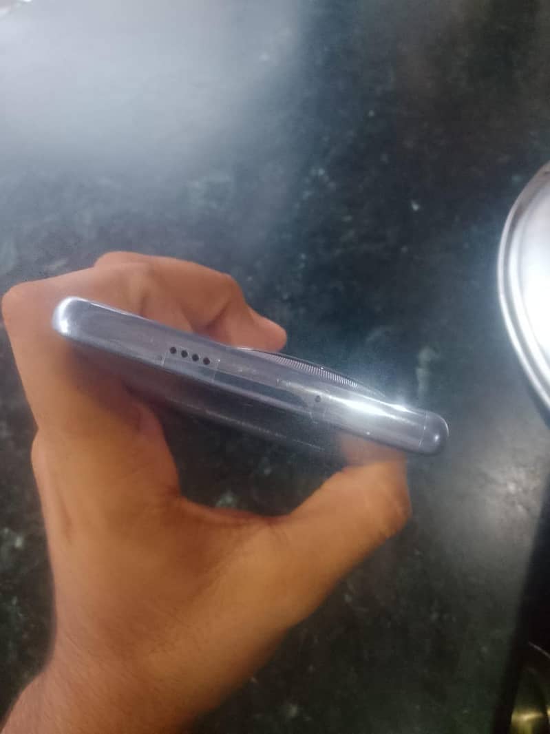 Tecno CAMON 30S 3