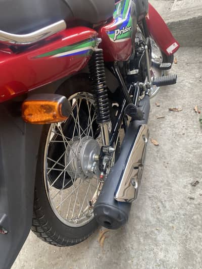 Urgent sale honda prider just like new