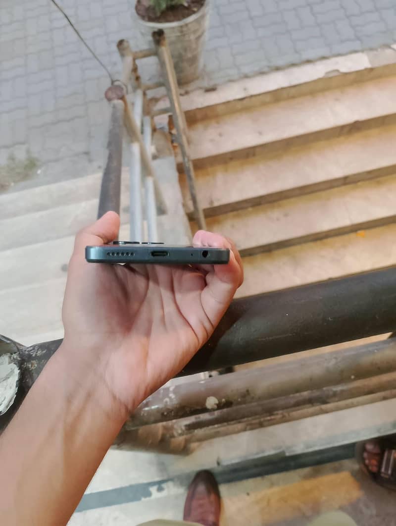 Tecno Spark 20C 4