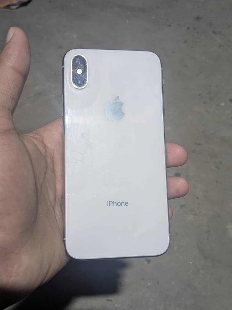 Apple iPhone X 3