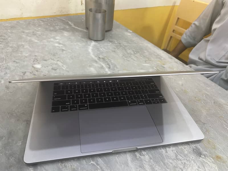 Macbook pro 2019 2