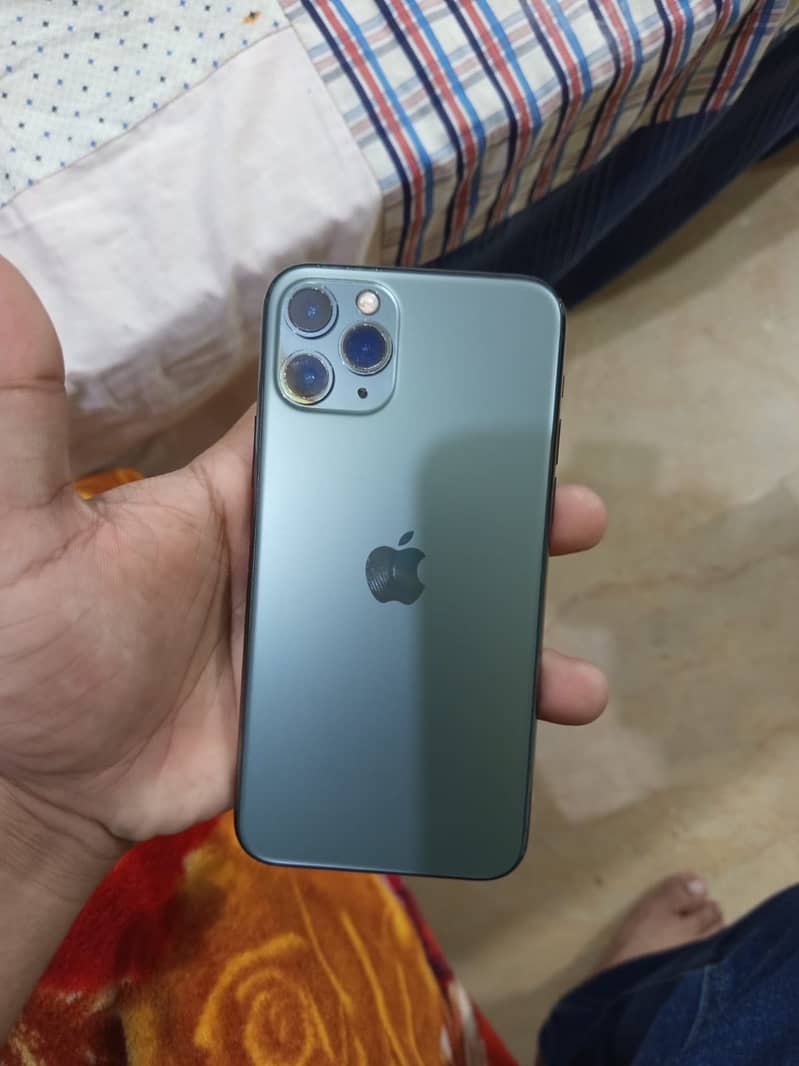 Apple iPhone 11 Pro 1