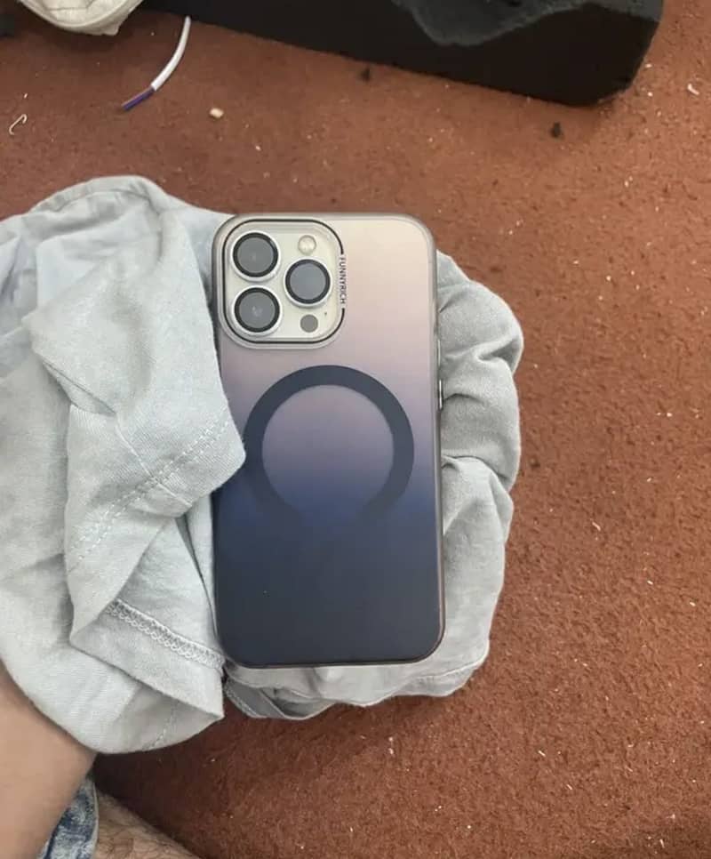 Apple iPhone 13 Pro 4