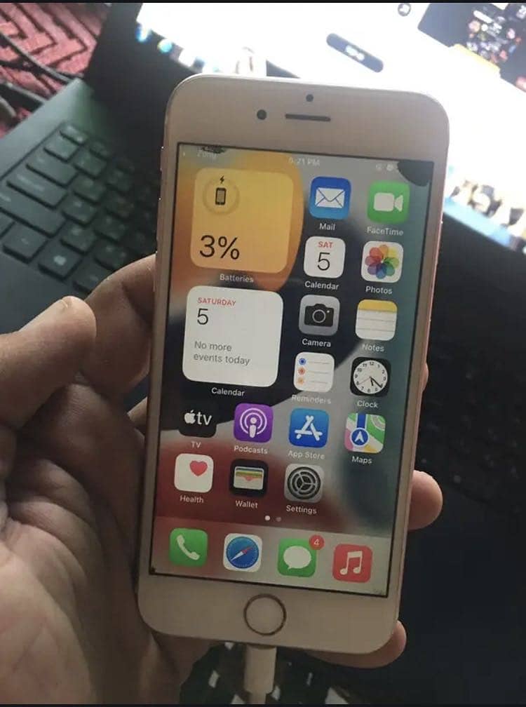 Apple iPhone 6S 1