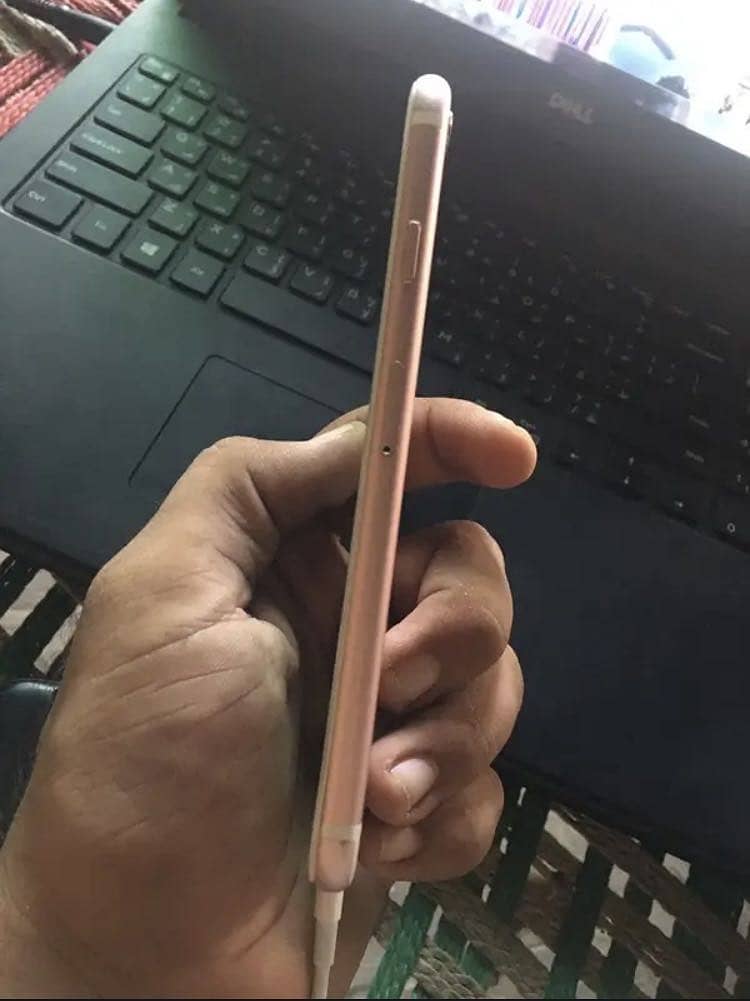 Apple iPhone 6S 3