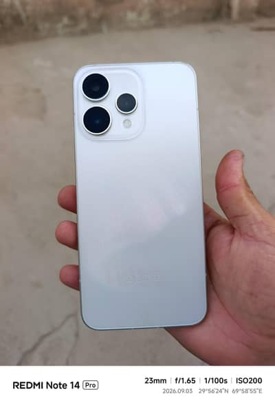 OPPO Reno 15