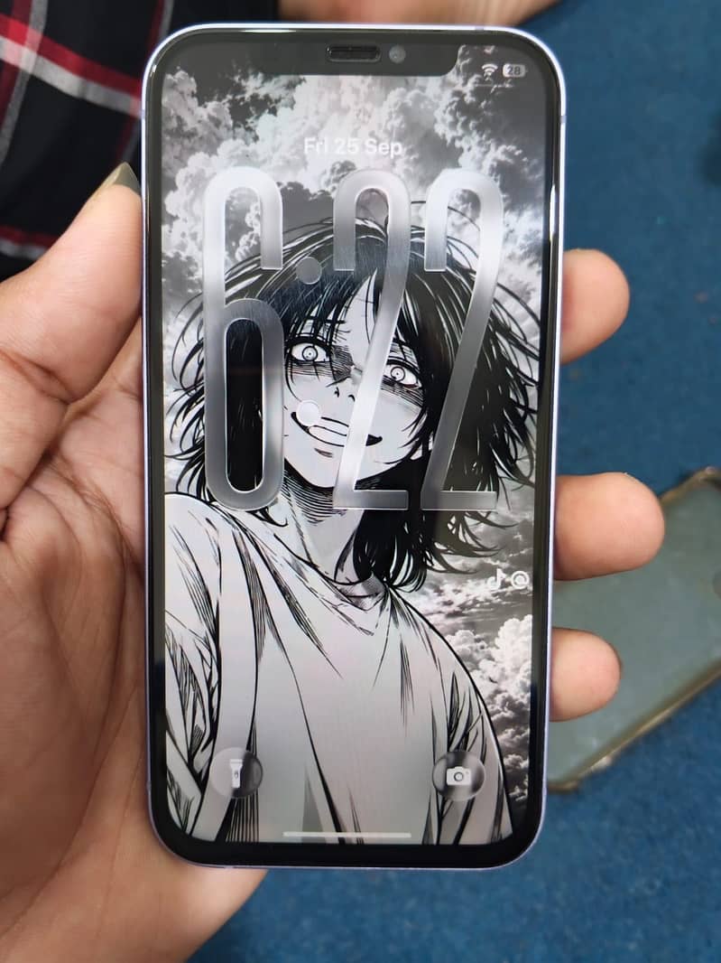 Apple iPhone 12 7