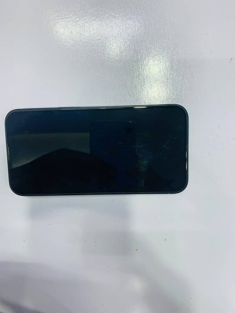 Apple iPhone 14 9