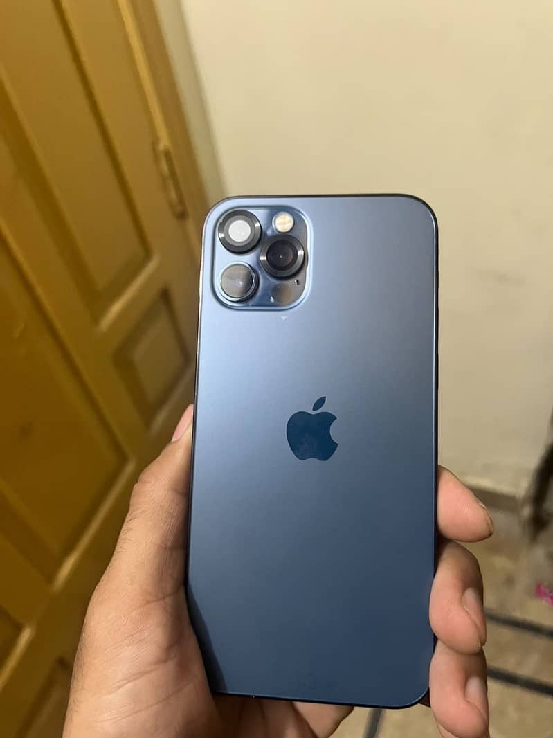 Apple iPhone 12 Pro 0