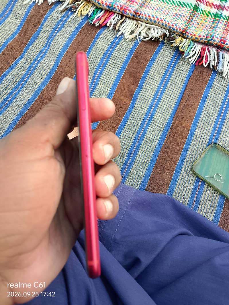 Apple iPhone SE8 1