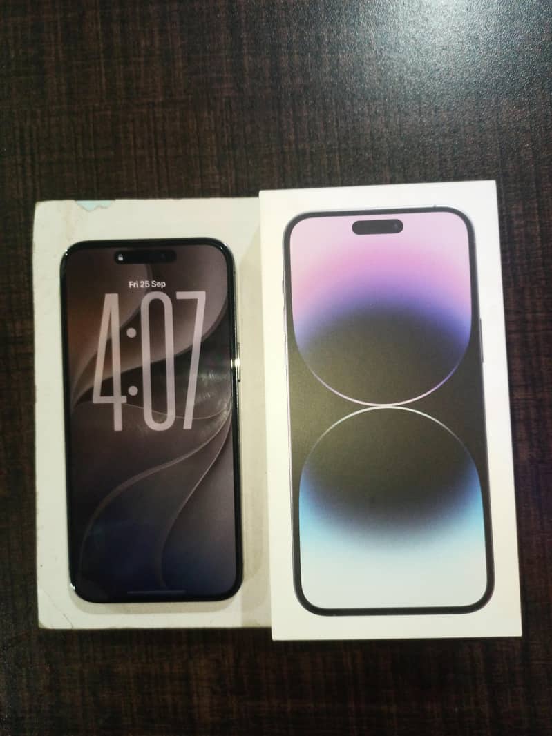Apple iPhone 14 Pro Max 1