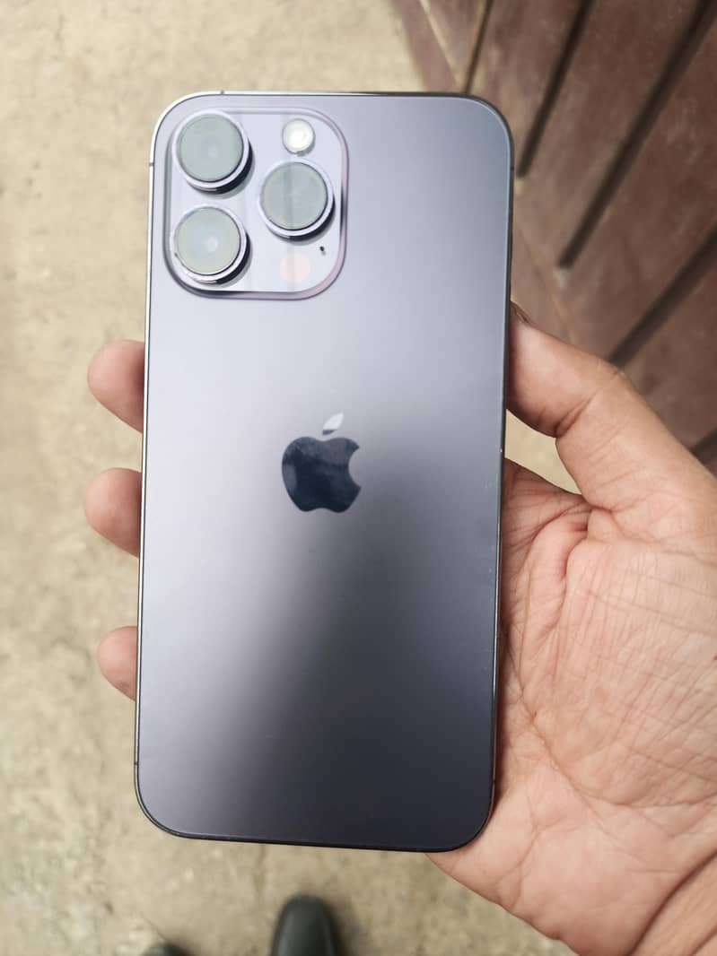 Apple iPhone 14 Pro Max 3