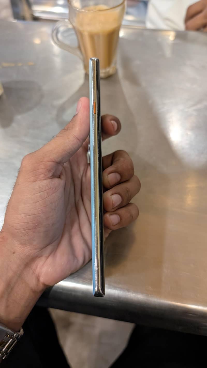 Tecno CAMON 40 Pro 2