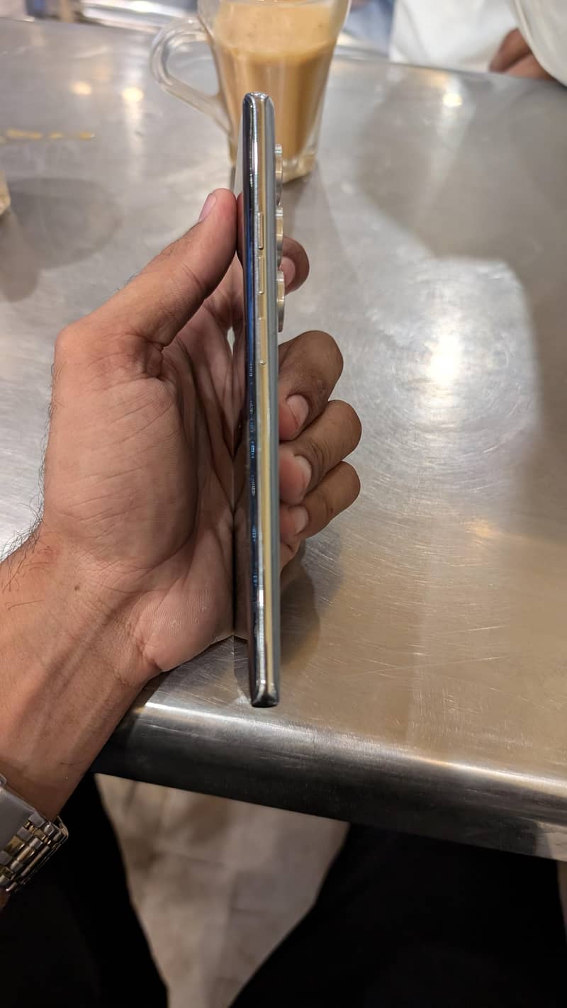 Tecno CAMON 40 Pro 3