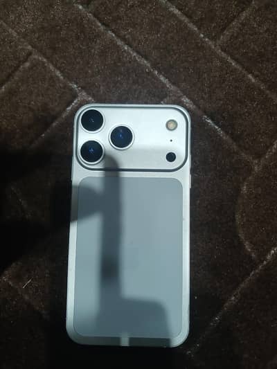 Apple iPhone XR to converted 17 pro