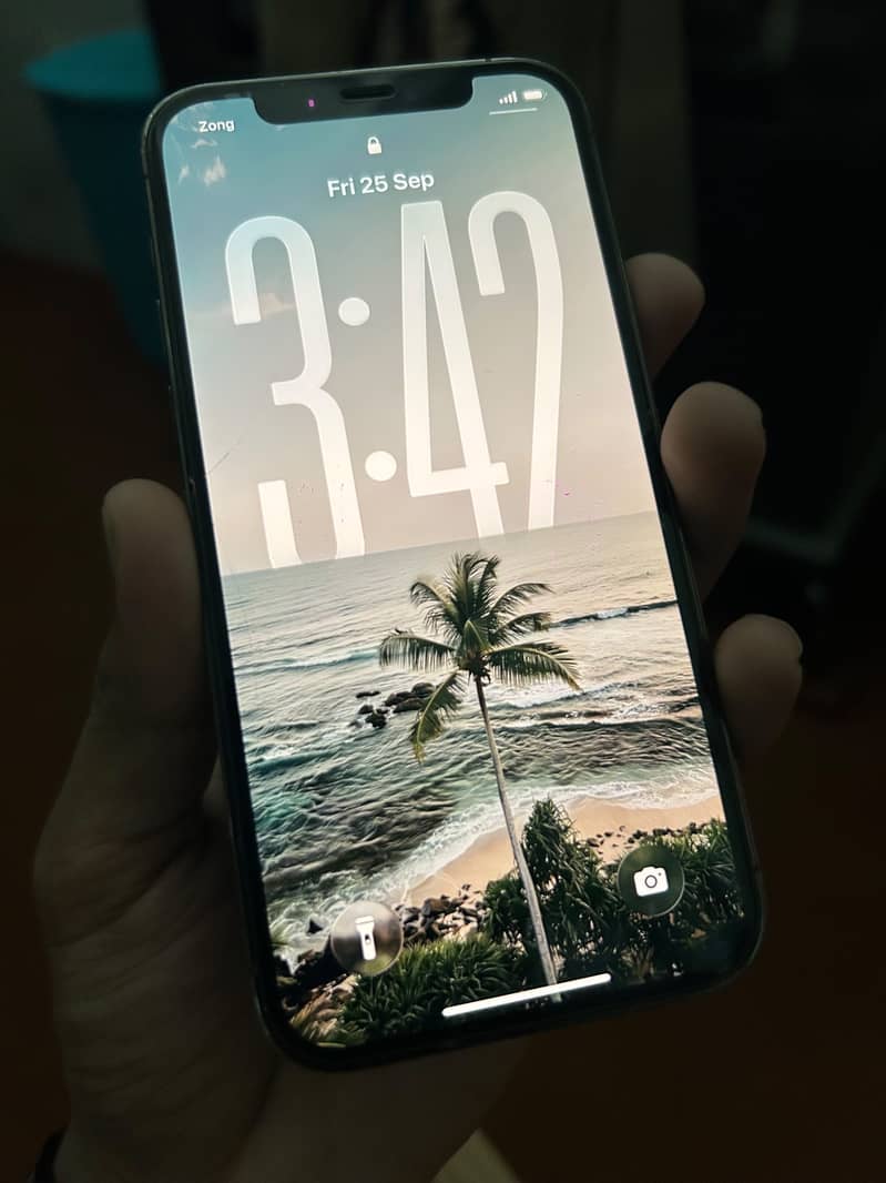 Apple iPhone 12 Pro 1