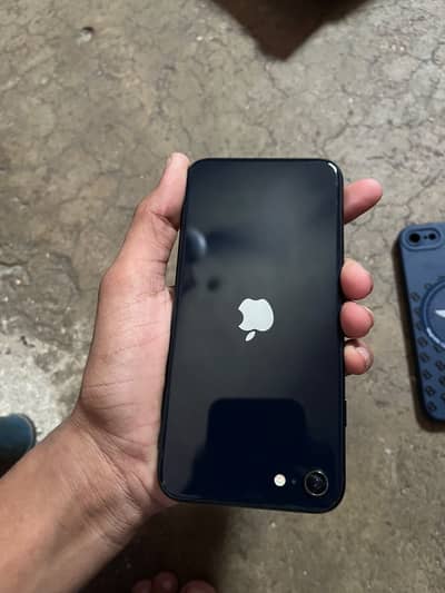 Apple iPhone SE