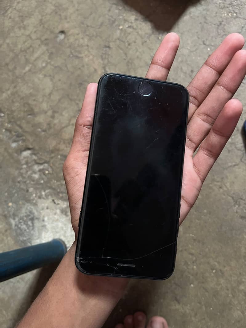 Apple iPhone SE 1