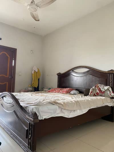 Master Double Bed 6/6.5