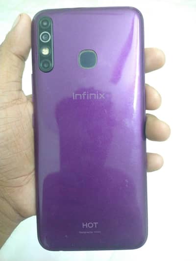 Infinix Hot 8