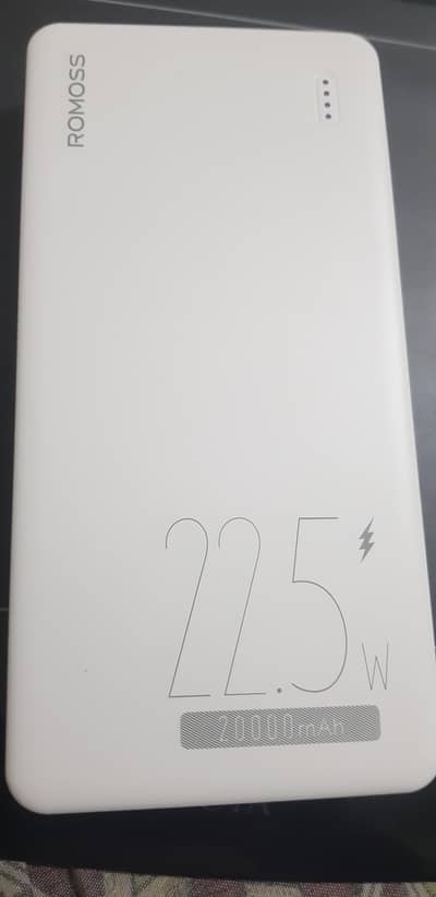 20000 MAH 10/10 CONDITION