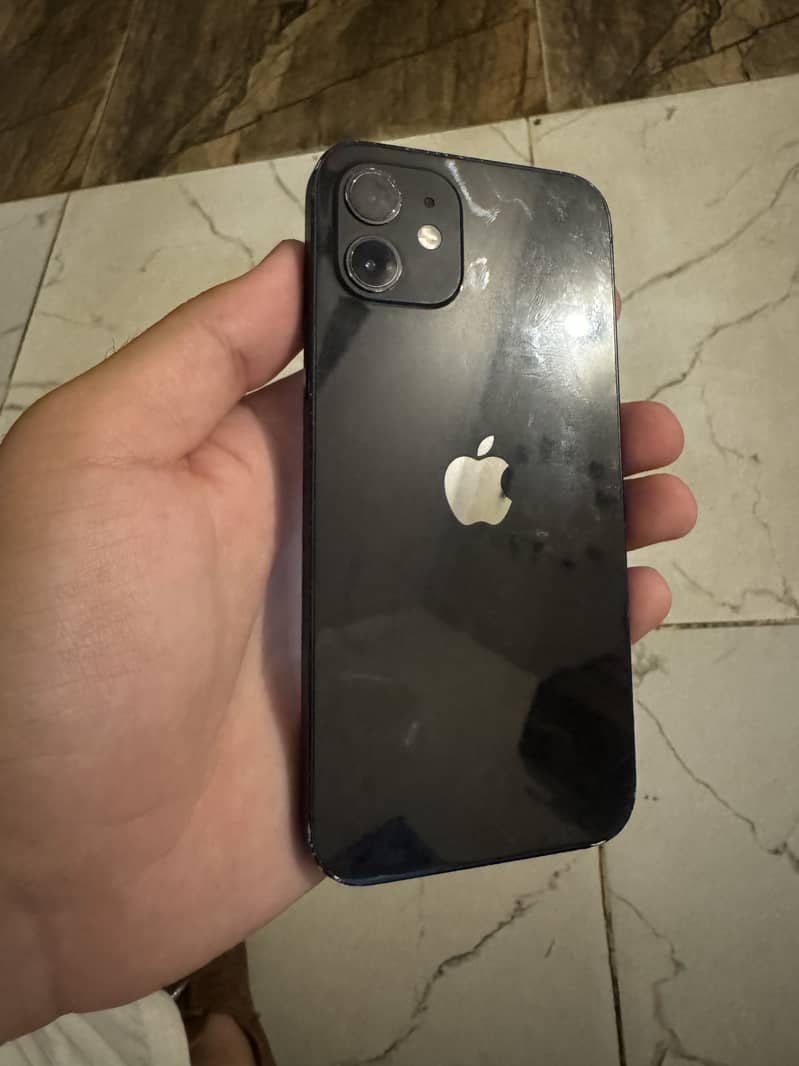 Apple iPhone 12 1