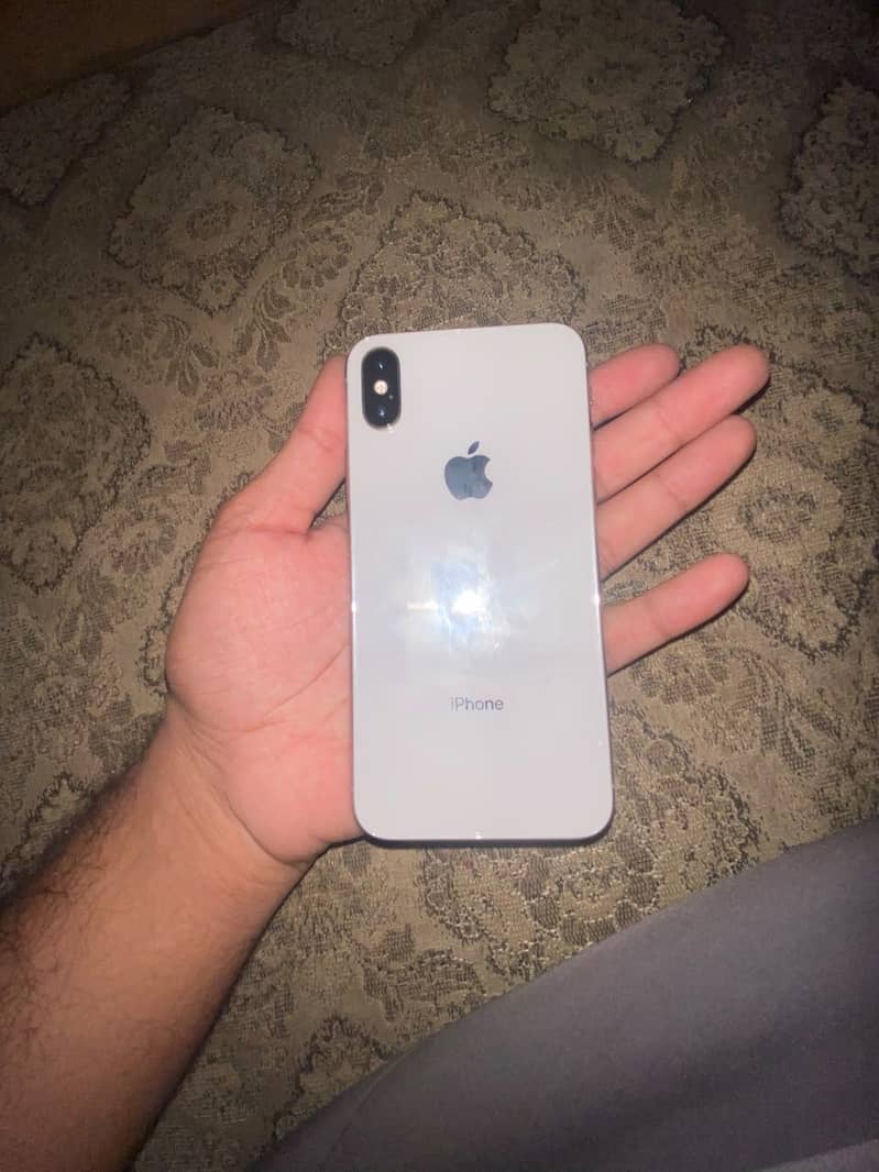 Apple iPhone X 12