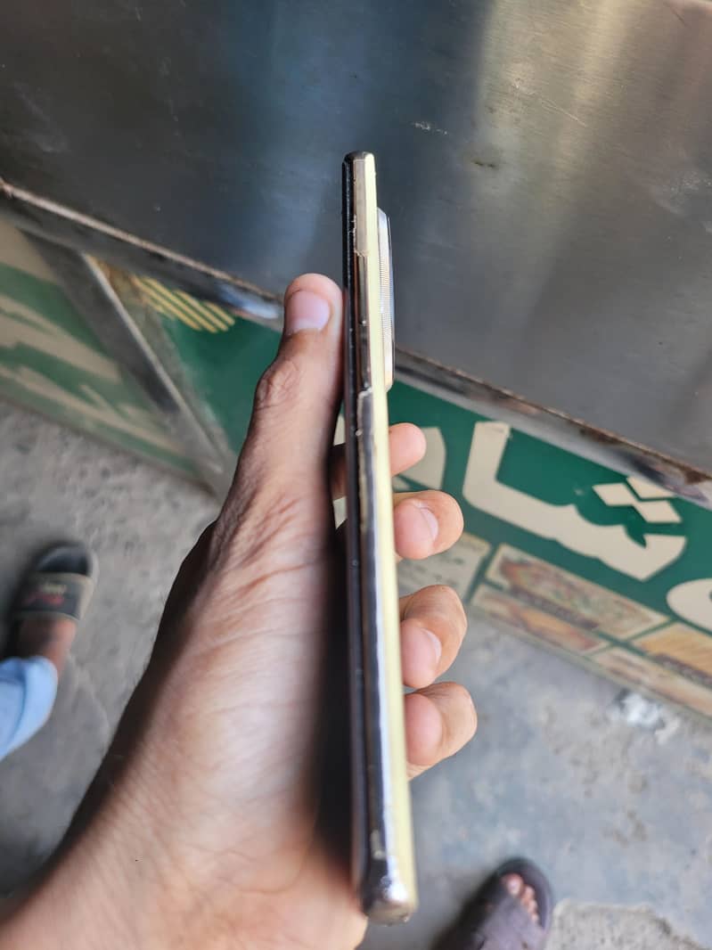 Tecno CAMON 30S 4