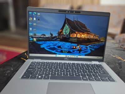 Dell latitude 5440 i5 13 generation 16gb ddr4 256 nvme 10/10 condition
