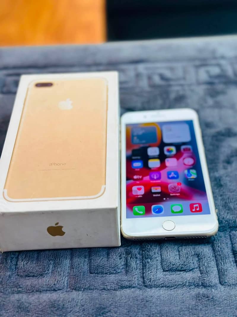 Apple iPhone 7 Plus 2