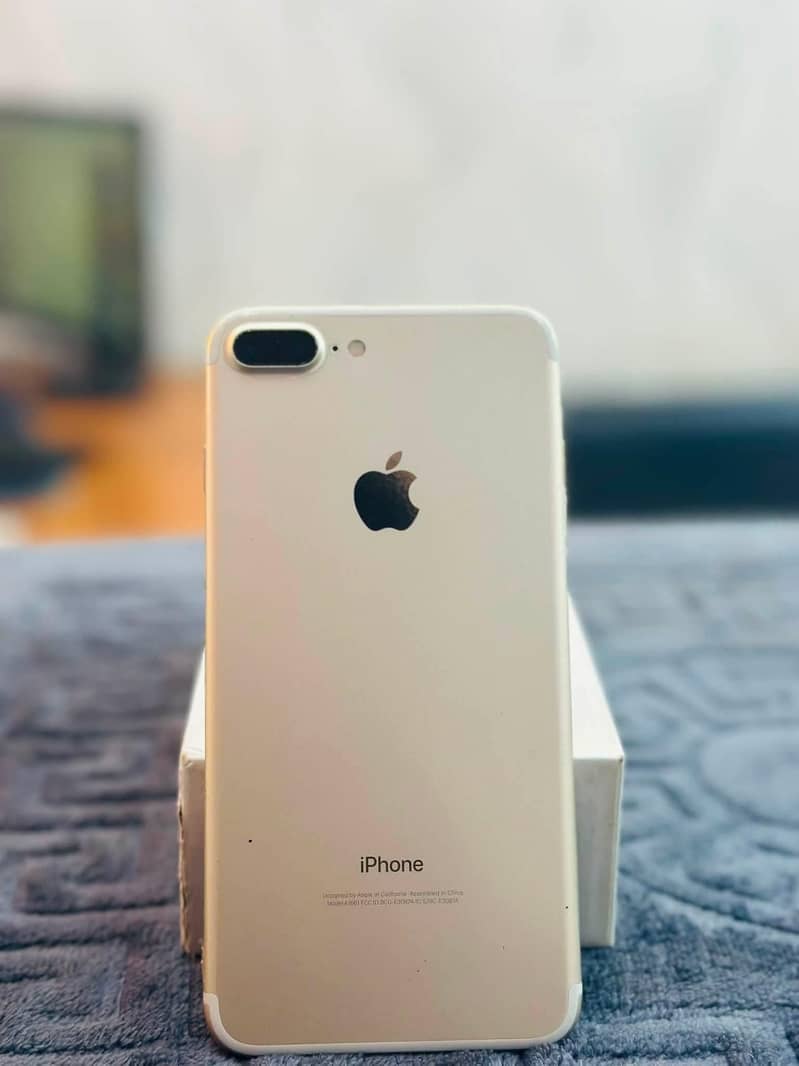 Apple iPhone 7 Plus 4