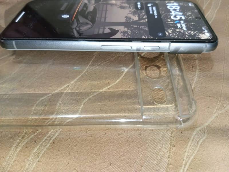 Google Pixel 8 2