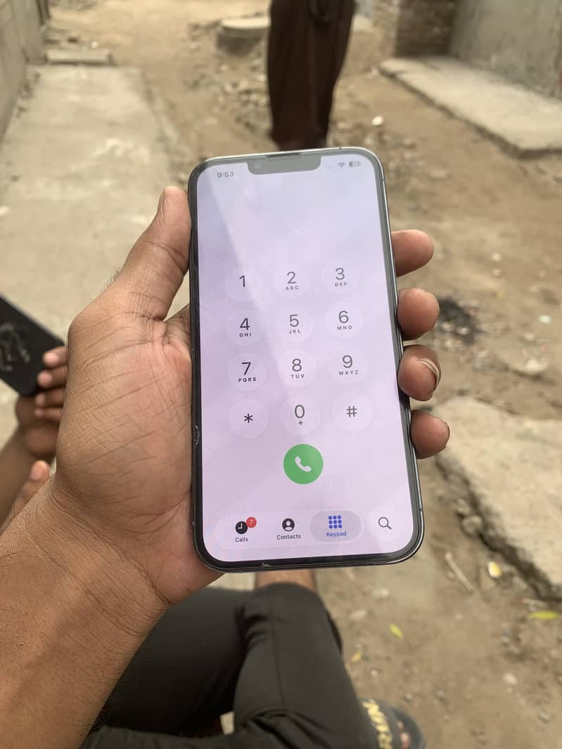 Apple iPhone 13 Pro 2