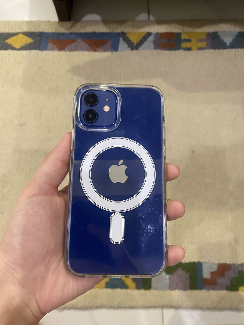 Apple iPhone 12 1
