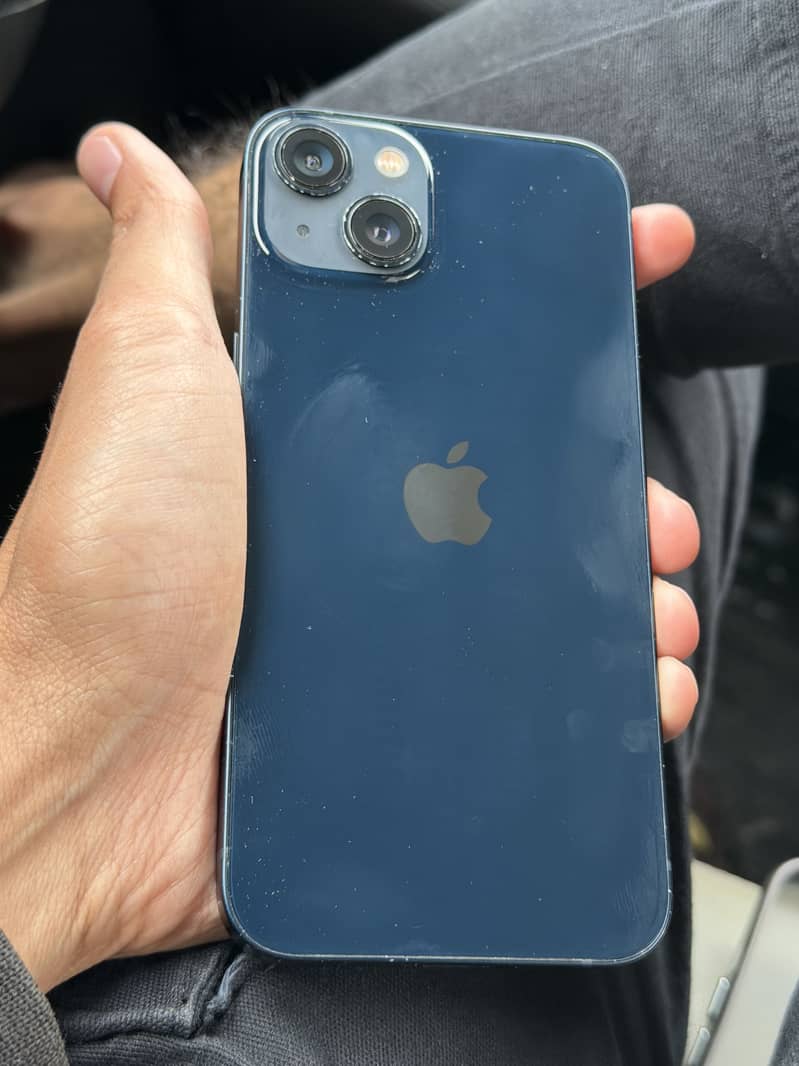 Apple iPhone 13 0