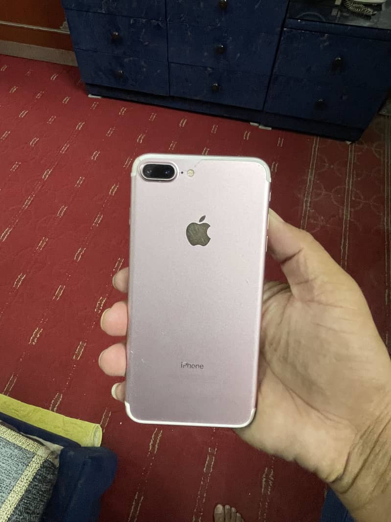 iPhone 7 Plus 0