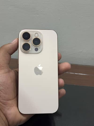 Apple iPhone 16 Pro sim slot