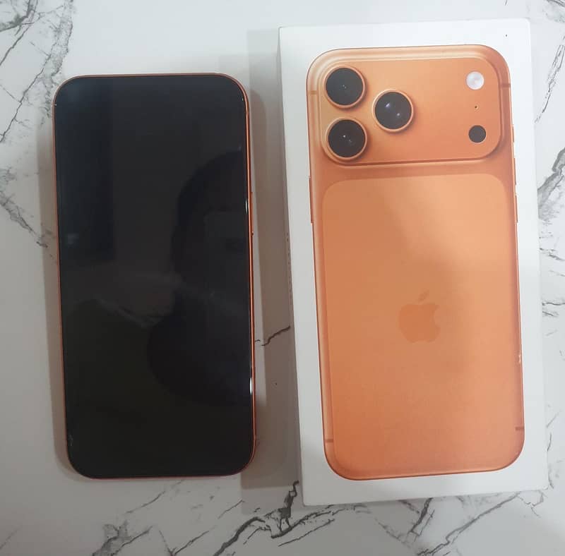 Apple iPhone 17 Pro Max 1