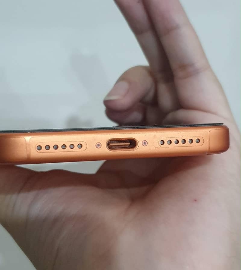 Apple iPhone 17 Pro Max 3