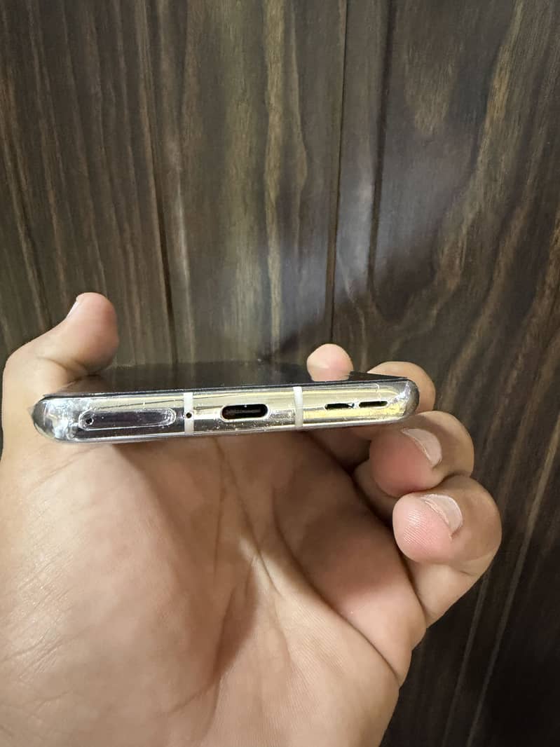 One Plus 9 Pro 1