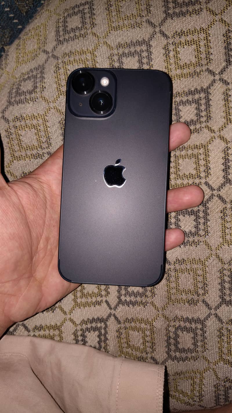Apple iPhone 14 4