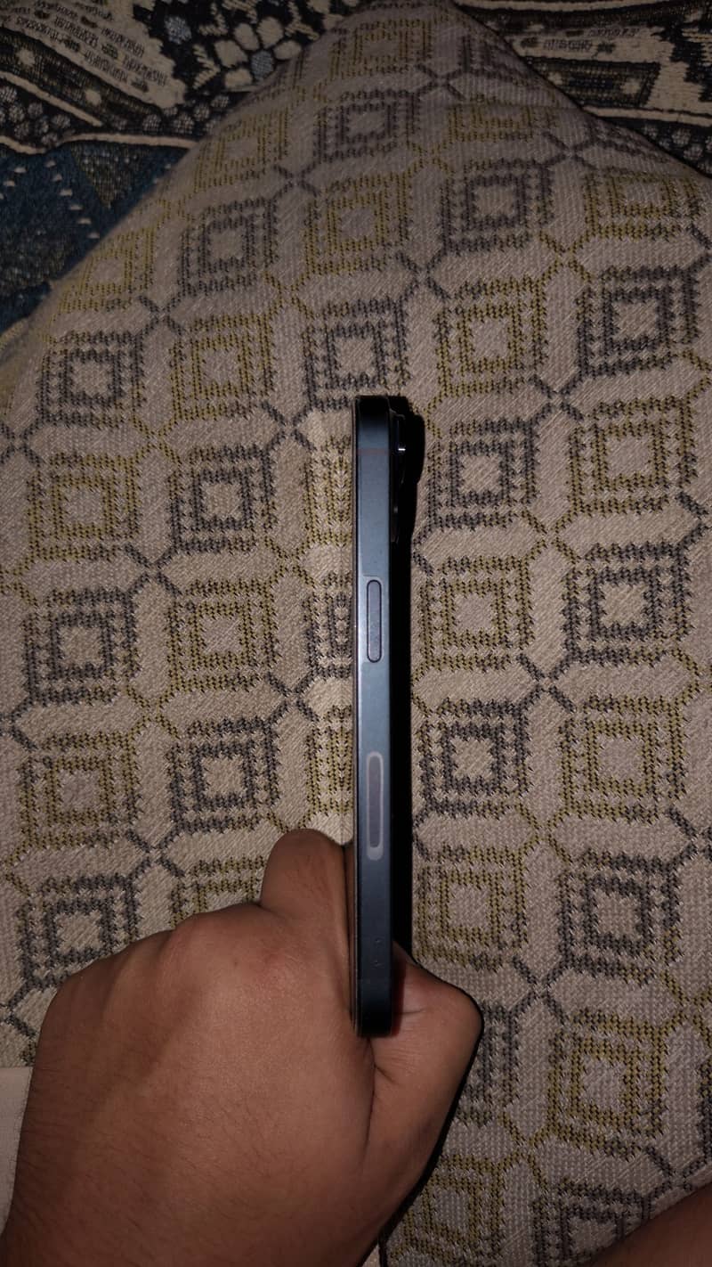 Apple iPhone 14 8