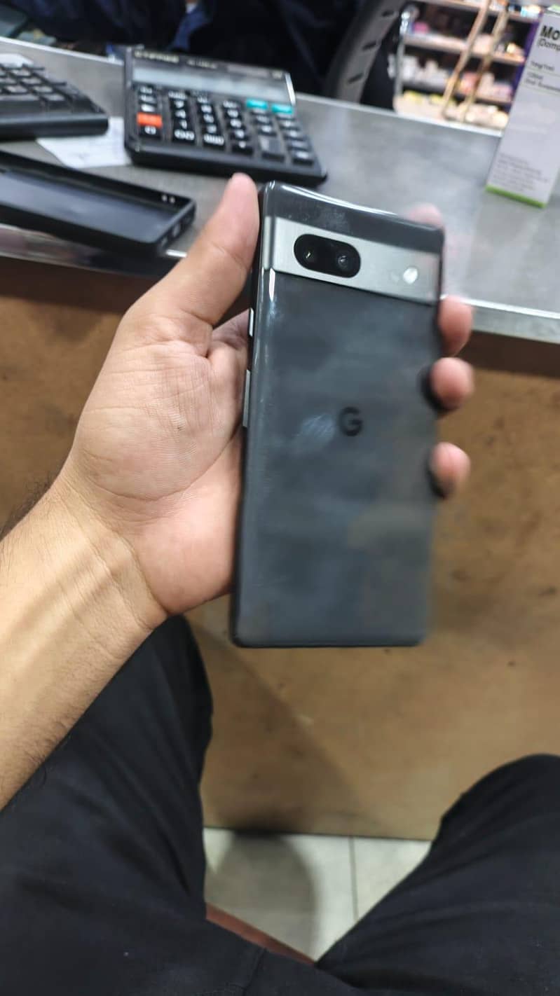 Google Pixel 7a 1